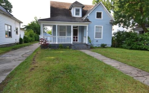 720 West Calhoun street